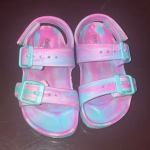 Cat and jack summer shoe